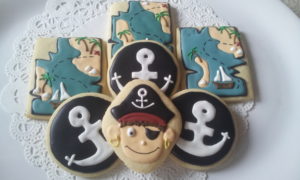 Pirate cookies, treasure map