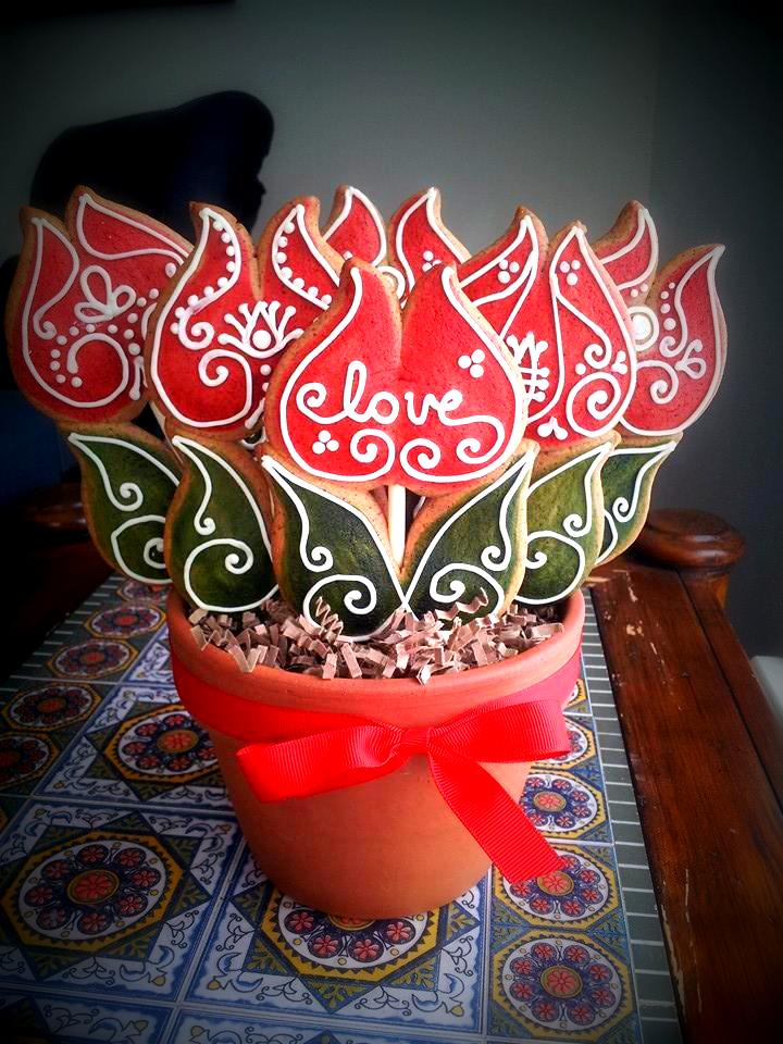 gingerbread flower cookies in a pot